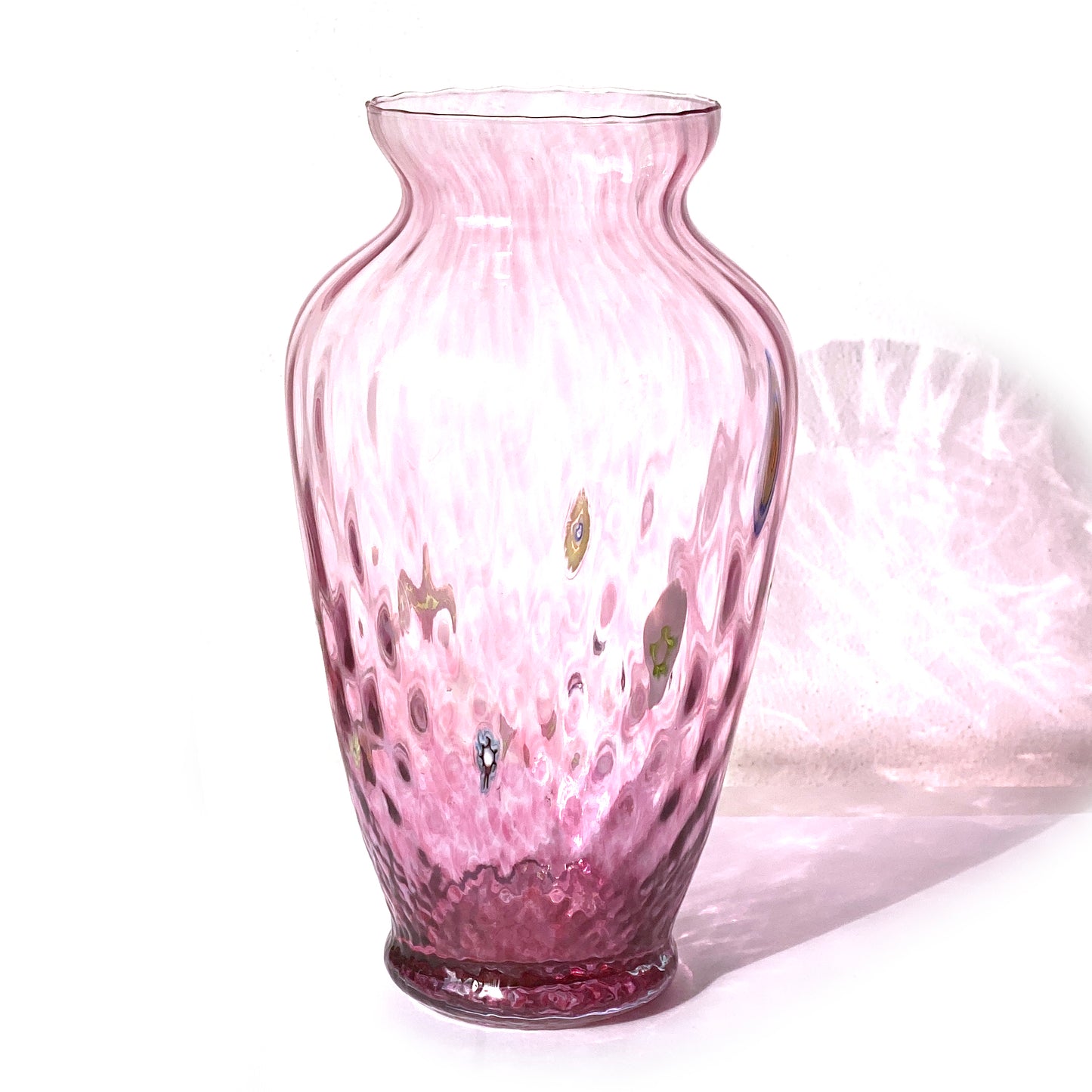 1 Vaso in Vetro Soffiato stile "BALLOTON" Lavorato a Mano con Murrine di Murano, linea “I Colori di Murano” h. 30 cm. Made in Italy