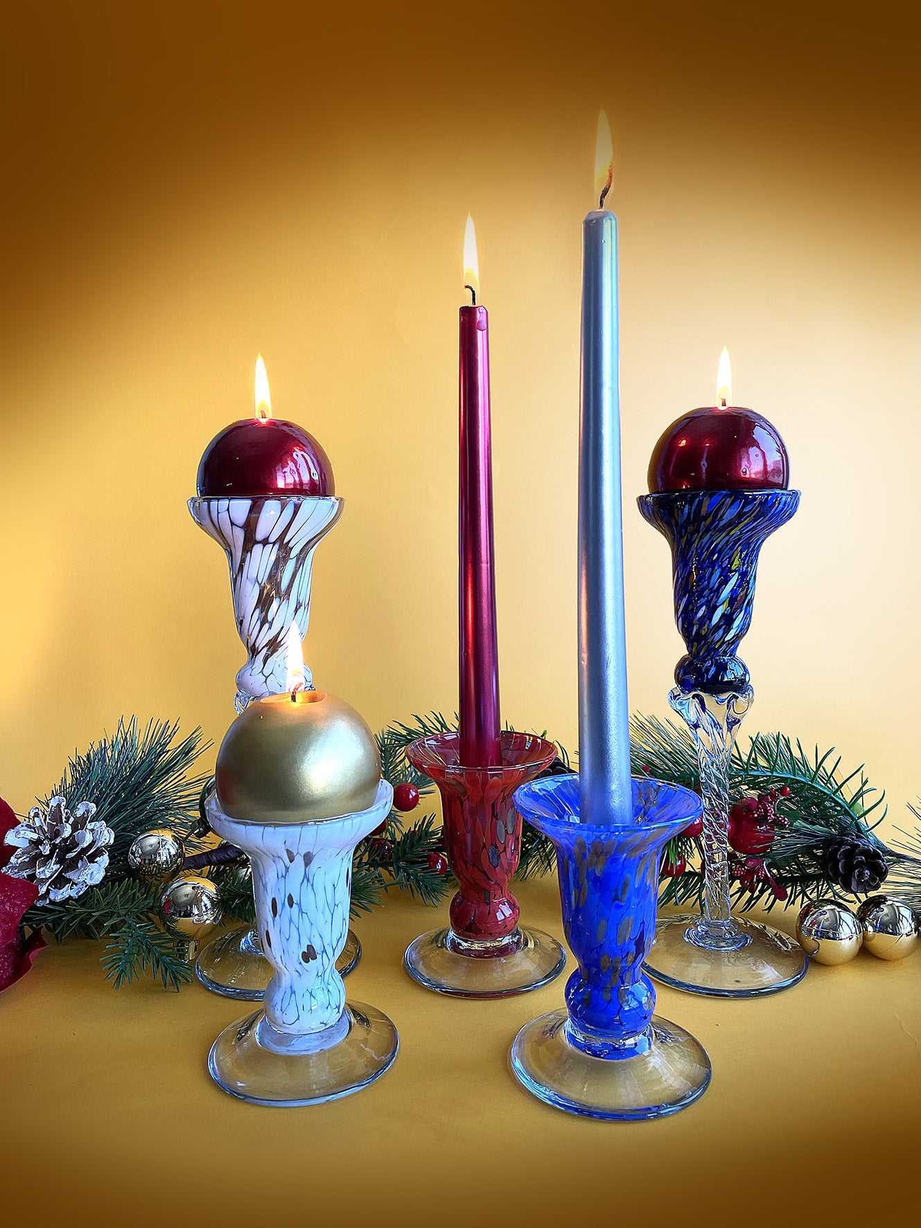 2 Candélabres en Verre Soufflé et Fait Main - Les Couleurs de Murano - Bougeoirs pour Table, Mariages, Fêtes. Fabriqué en Italie