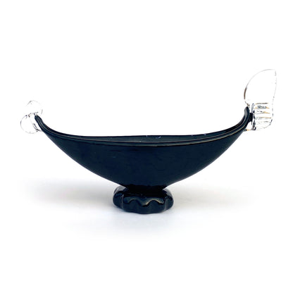 Gondola in vetro di Murano, una scultura creata dai migliori maestri di Murano, un simbolo di eleganza e tradizione.