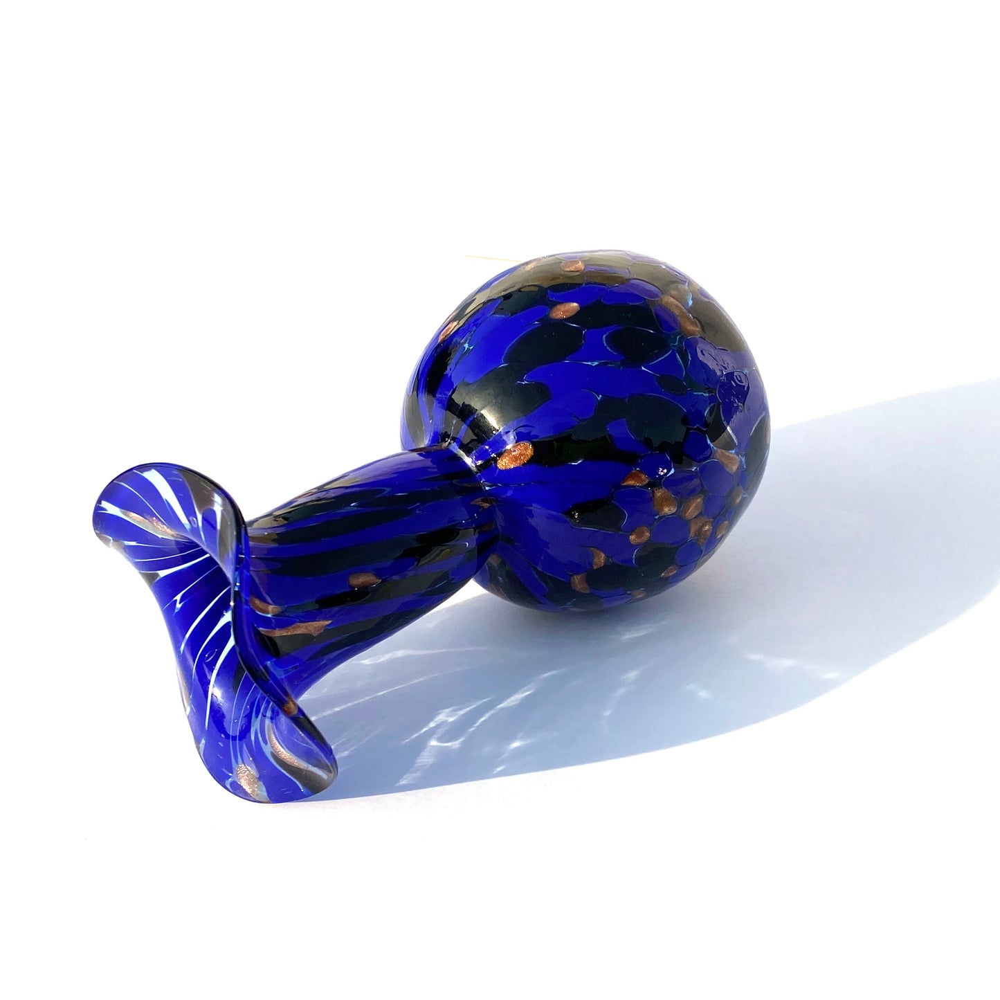 Vaso in vetro di Murano, soffiato e lavorato a mano, linea "I Colori di Murano" h. cm. 15,5 - Made in Murano. Cod. 12